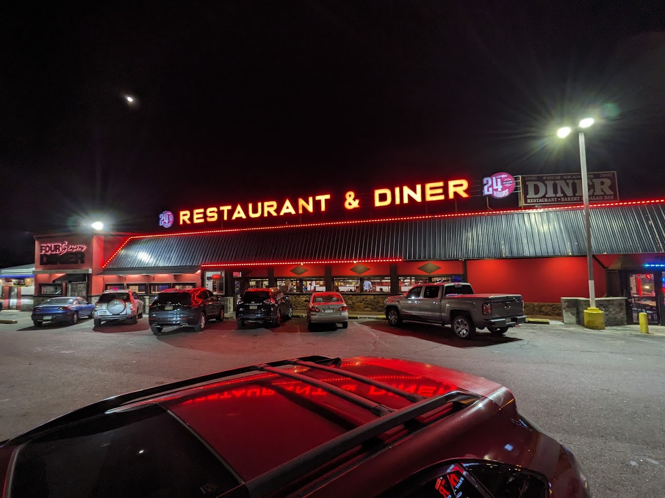 Four Seasons Diner restaurant